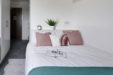 1 bed house, Ebrington Street, City Centre, Plymouth, PL49AQ - Image 1